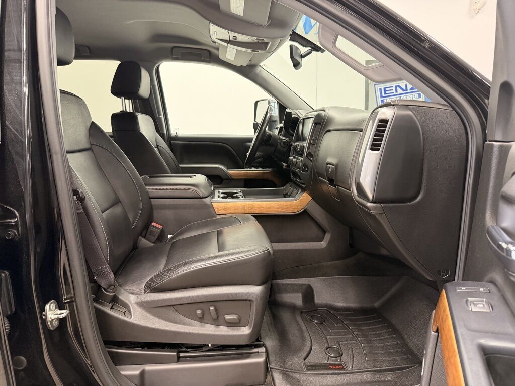 2016 Chevrolet Silverado 1500 4x4 Crew Cab LTZ Minocqua WI 2016 Chevrolet Silverado 1500 4x4 Crew Cab LTZ Minocqua WI