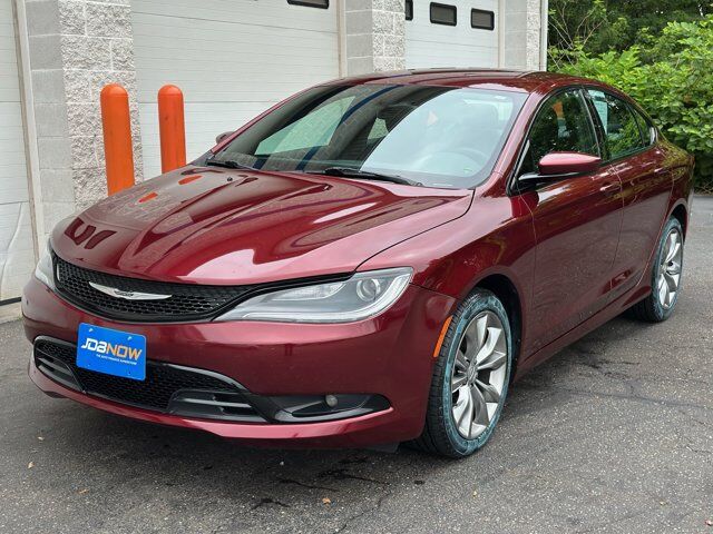 2016 Chrysler 200