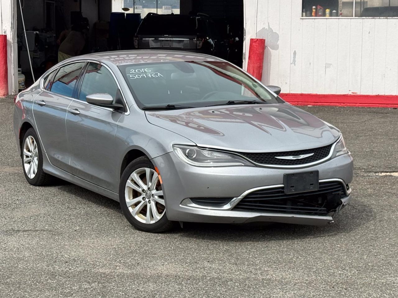 2016 Chrysler 200 Limited Jersey City NJ 2016 Chrysler 200 Limited Jersey City NJ