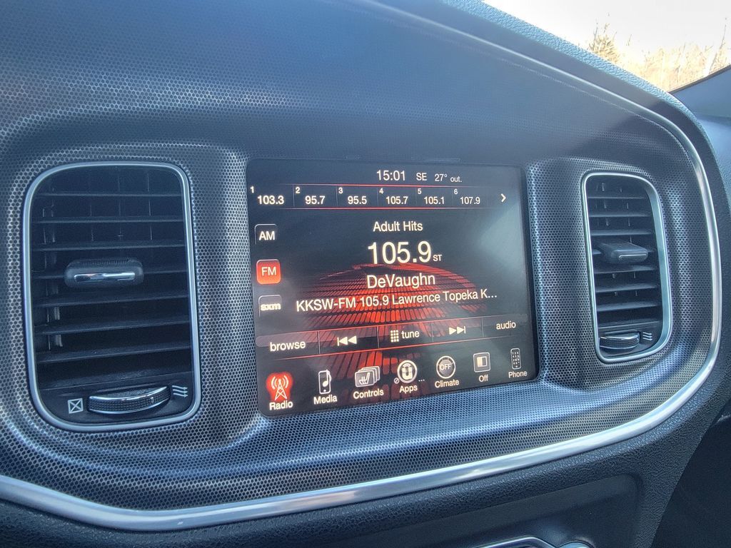 2016 Dodge Charger SXT