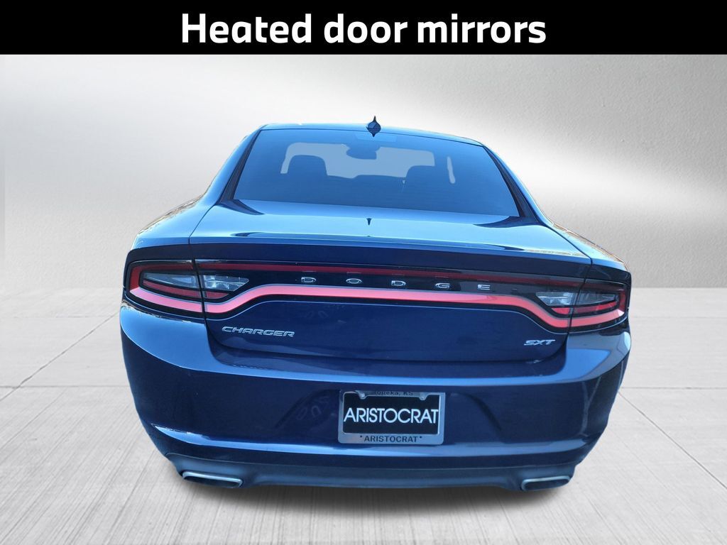 2016 Dodge Charger SXT
