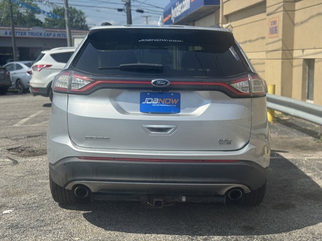 2016 Ford Edge