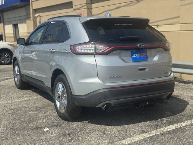 2016 Ford Edge