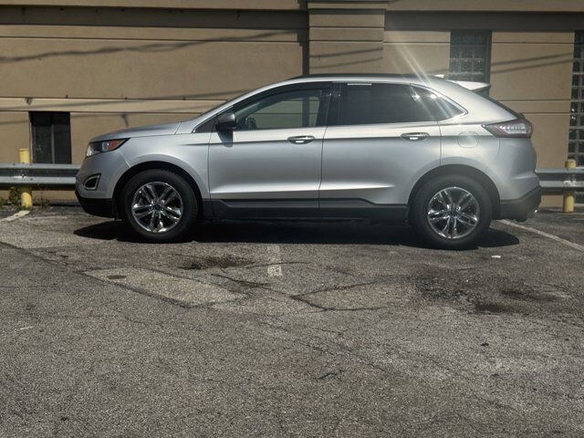 2016 Ford Edge