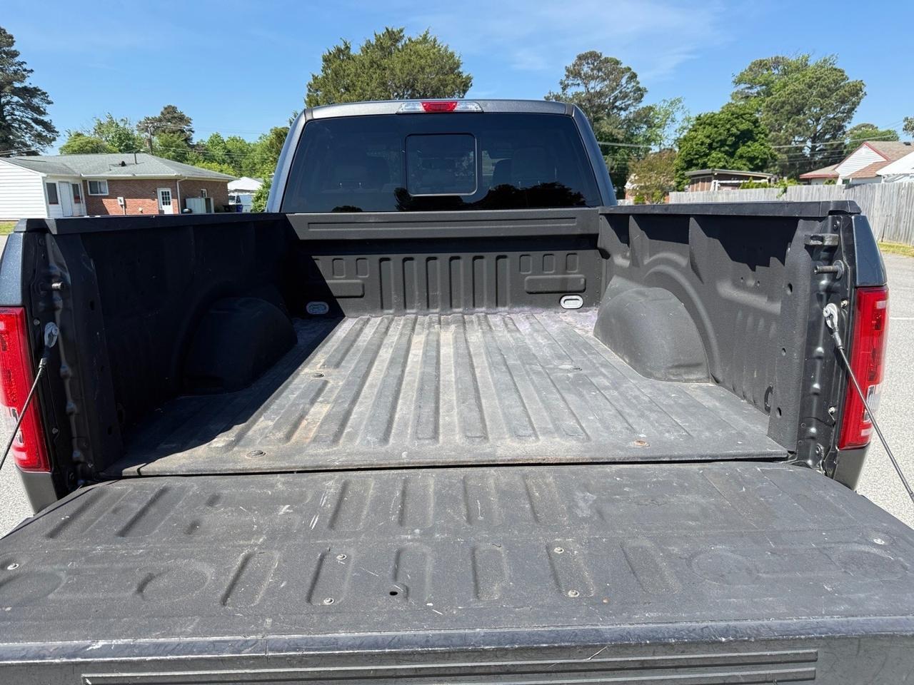 2016 Ford F-150 XLT, BLUETOOTH, HEATED SEATS, TOW PACKAGE, BED LINER, POWER SLIDING REAR WINDOW, BACKUP CAMERA, POWER MIRRORS, CLEAN CARFAX! Norfolk VA 2016 Ford F-150 XLT, BLUETOOTH, HEATED SEATS, TOW PACKAGE, BED LINER, POWER SLIDING REAR WINDOW, BACKUP CAMERA, POWER MIRRORS, CLEAN CARFAX! Norfolk VA