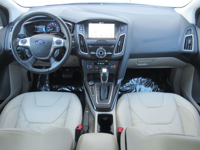 2016 Ford Focus Electric Hatchback 2016 Ford Focus Electric Hatchback