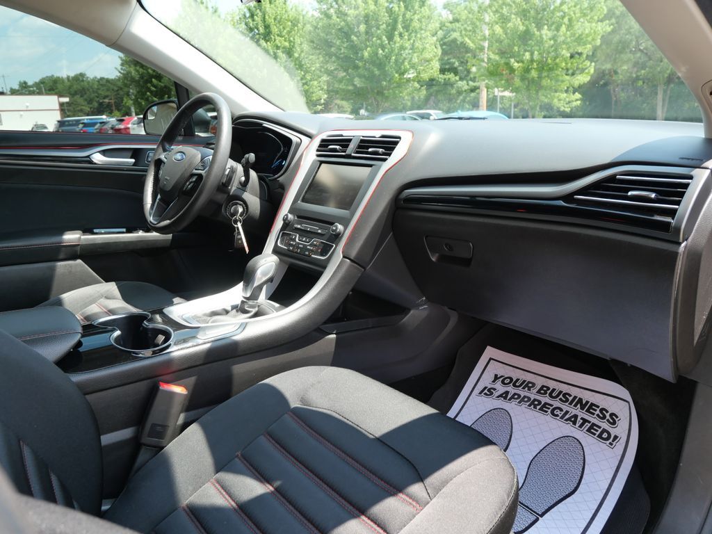2016 Ford Fusion SE Mt Pleasant MI