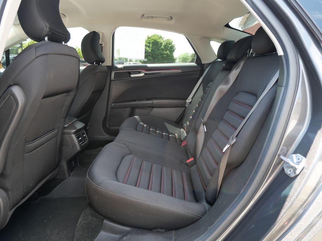 2016 Ford Fusion SE Mt Pleasant MI