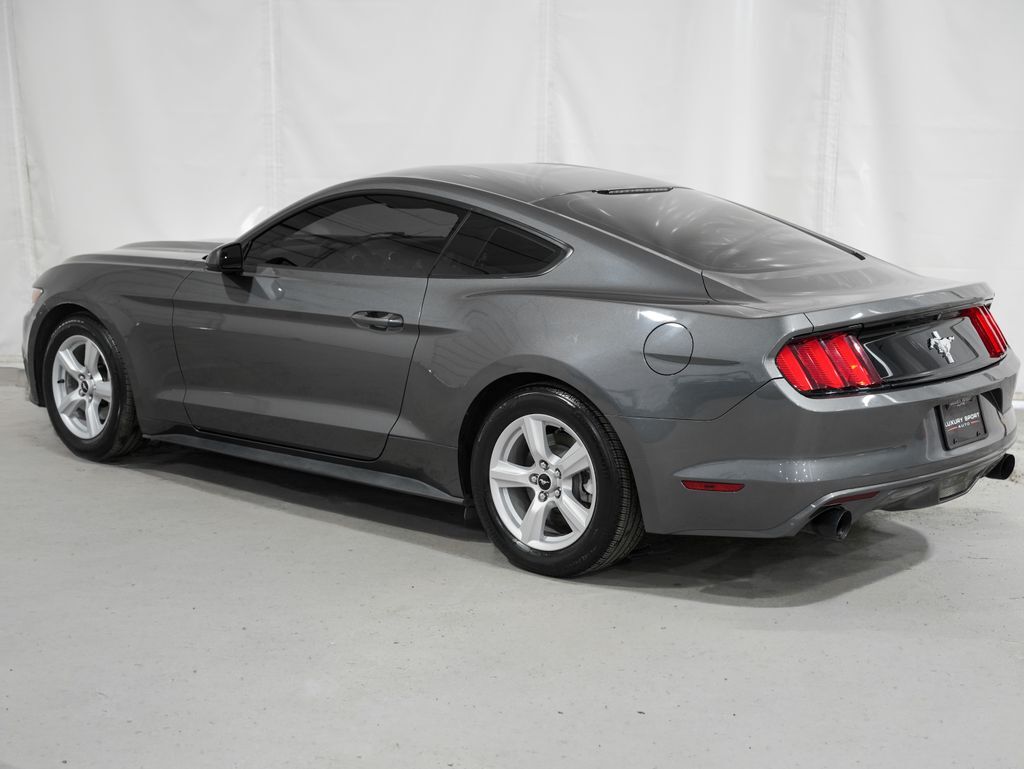 2016 Ford Mustang V6 2016 Ford Mustang V6