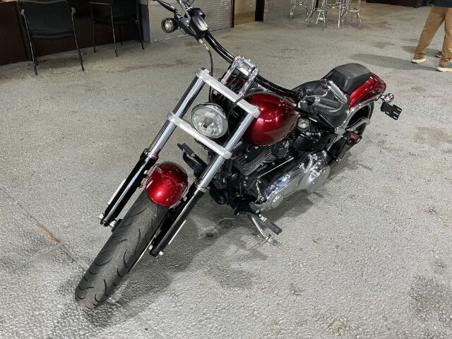 2016 Harley-Davidson Breakout MAROON