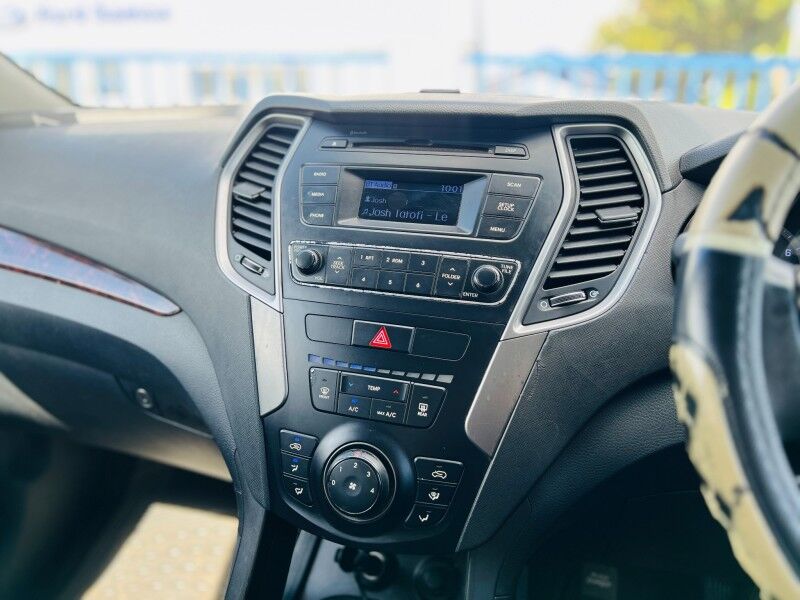 2016 Hyundai Santa Fe DM (2.4L Petrol) Vaitele 2016 Hyundai Santa Fe DM (2.4L Petrol) Vaitele