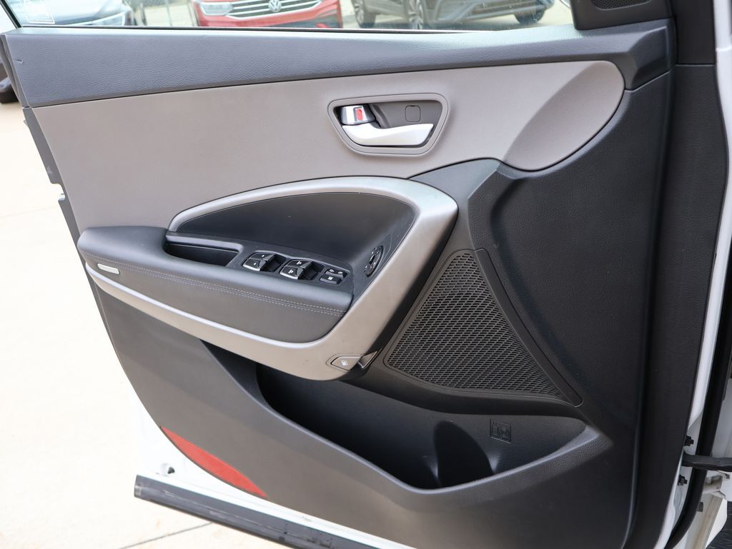 2016 Hyundai Santa Fe Sport 2.4 Base