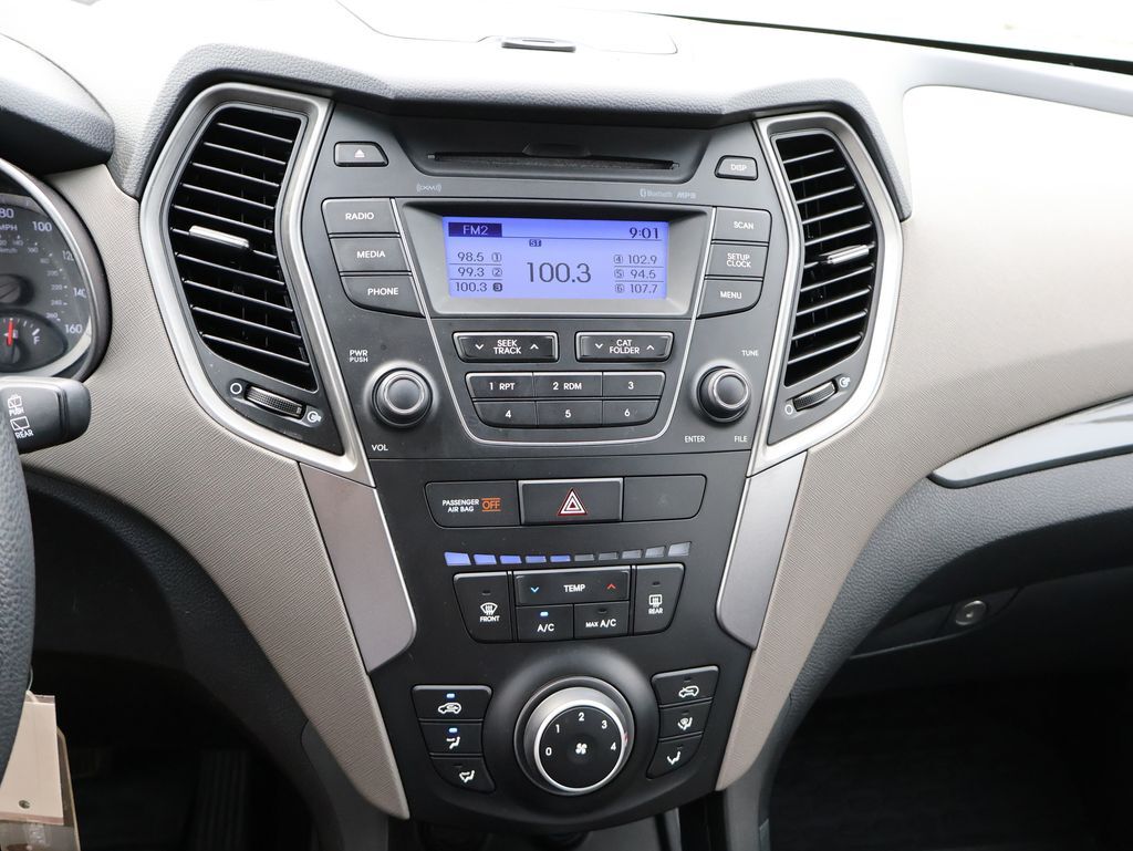 2016 Hyundai Santa Fe Sport 2.4 Base