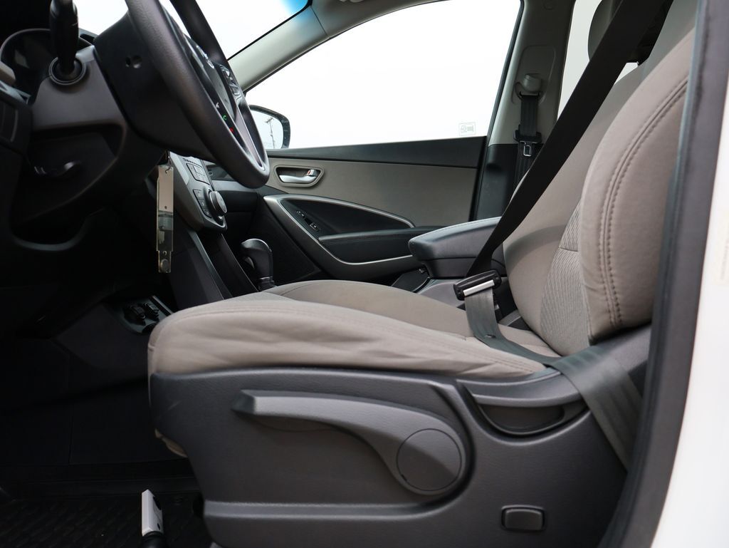 2016 Hyundai Santa Fe Sport 2.4 Base
