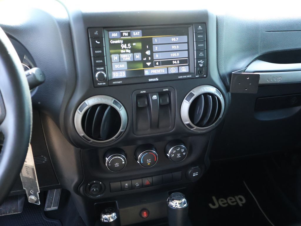 2016 Jeep Wrangler Sport