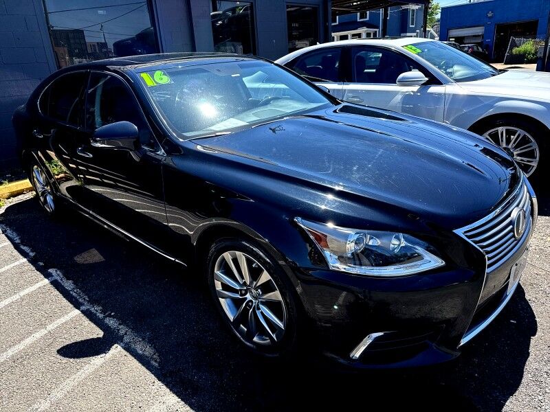 2016 Lexus LS 460 AWD AWD w/ Comfort Package 2016 Lexus LS 460 AWD AWD w/ Comfort Package