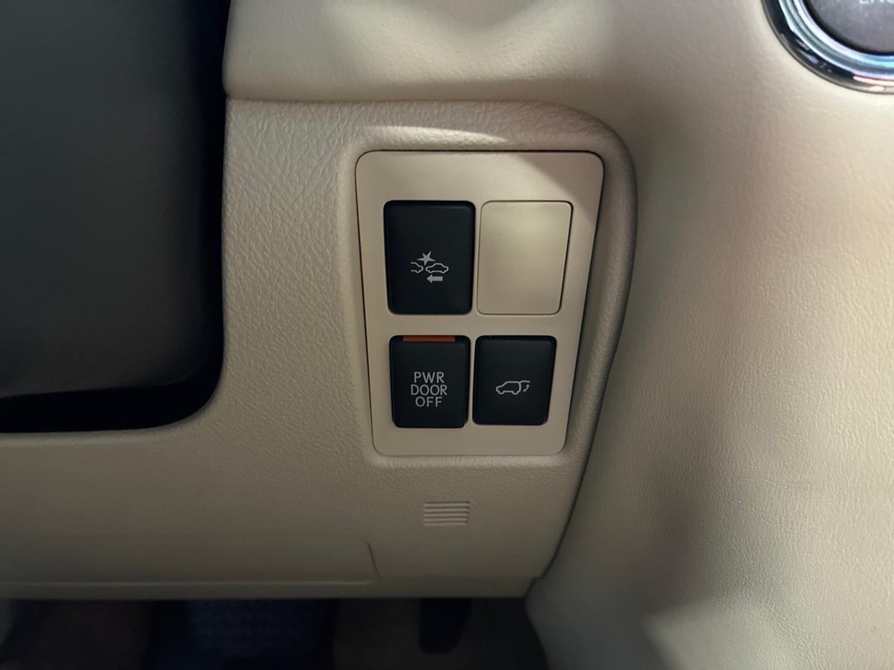 2016 Lexus LX570 Luxury Pkg, ML Sound, HUD, Rear Entertainment Houston TX 2016 Lexus LX570 Luxury Pkg, ML Sound, HUD, Rear Entertainment Houston TX