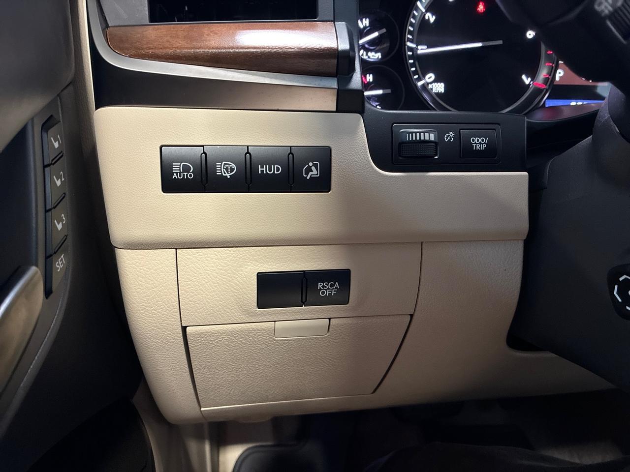 2016 Lexus LX570 Luxury Pkg, ML Sound, HUD, Rear Entertainment Houston TX 2016 Lexus LX570 Luxury Pkg, ML Sound, HUD, Rear Entertainment Houston TX