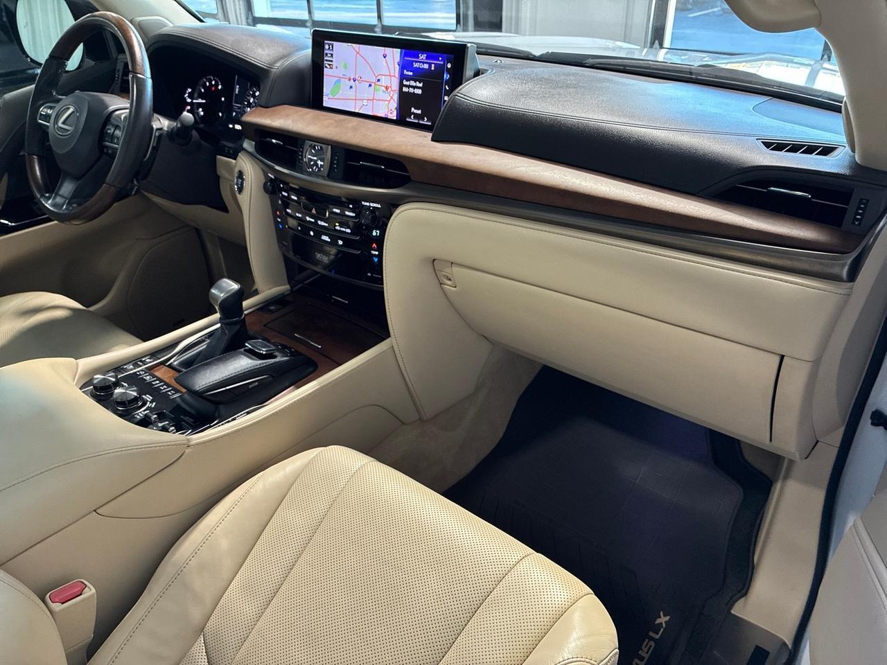 2016 Lexus LX570 Luxury Pkg, ML Sound, HUD, Rear Entertainment Houston TX 2016 Lexus LX570 Luxury Pkg, ML Sound, HUD, Rear Entertainment Houston TX