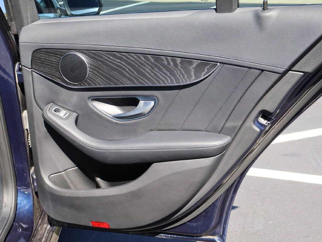 2016 Mercedes-Benz C-Class C 300