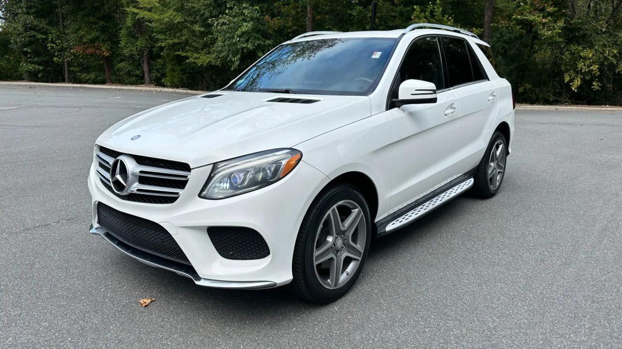 2016 Mercedes-Benz GLE-Class GLE350's photo