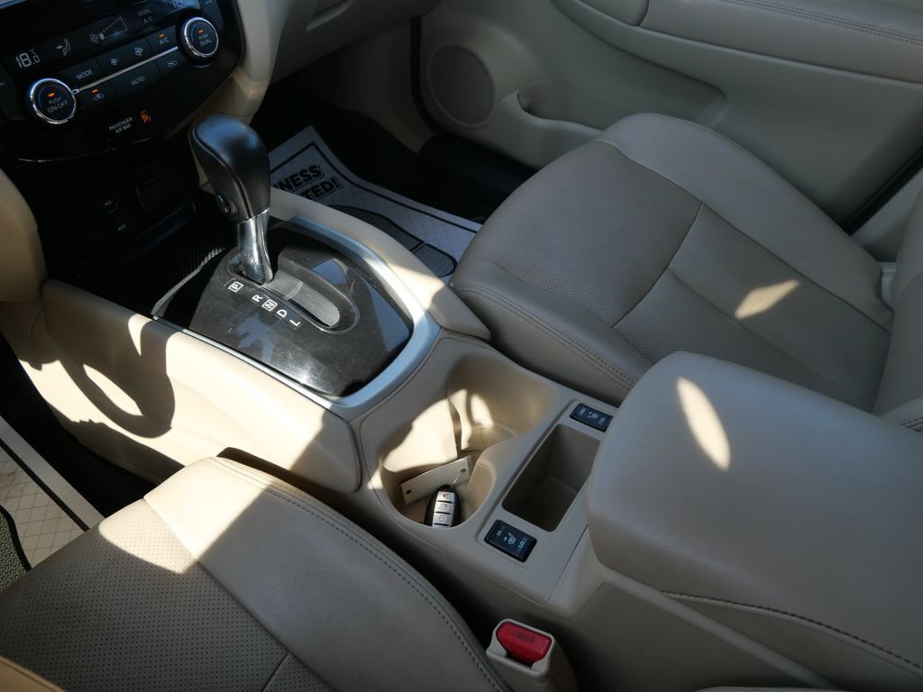2016 Nissan Rogue SL Mt Pleasant MI