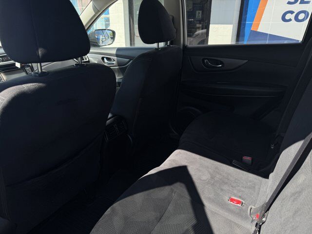 2016 Nissan Rogue SV Amherst OH
