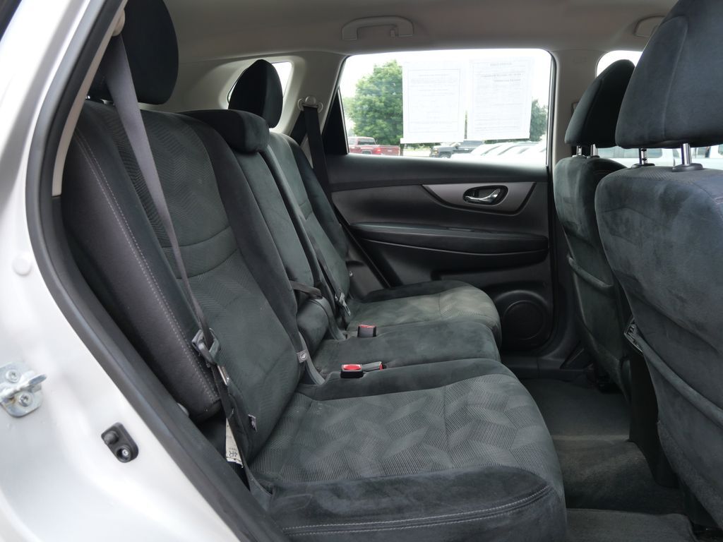 2016 Nissan Rogue SV Mt Pleasant MI