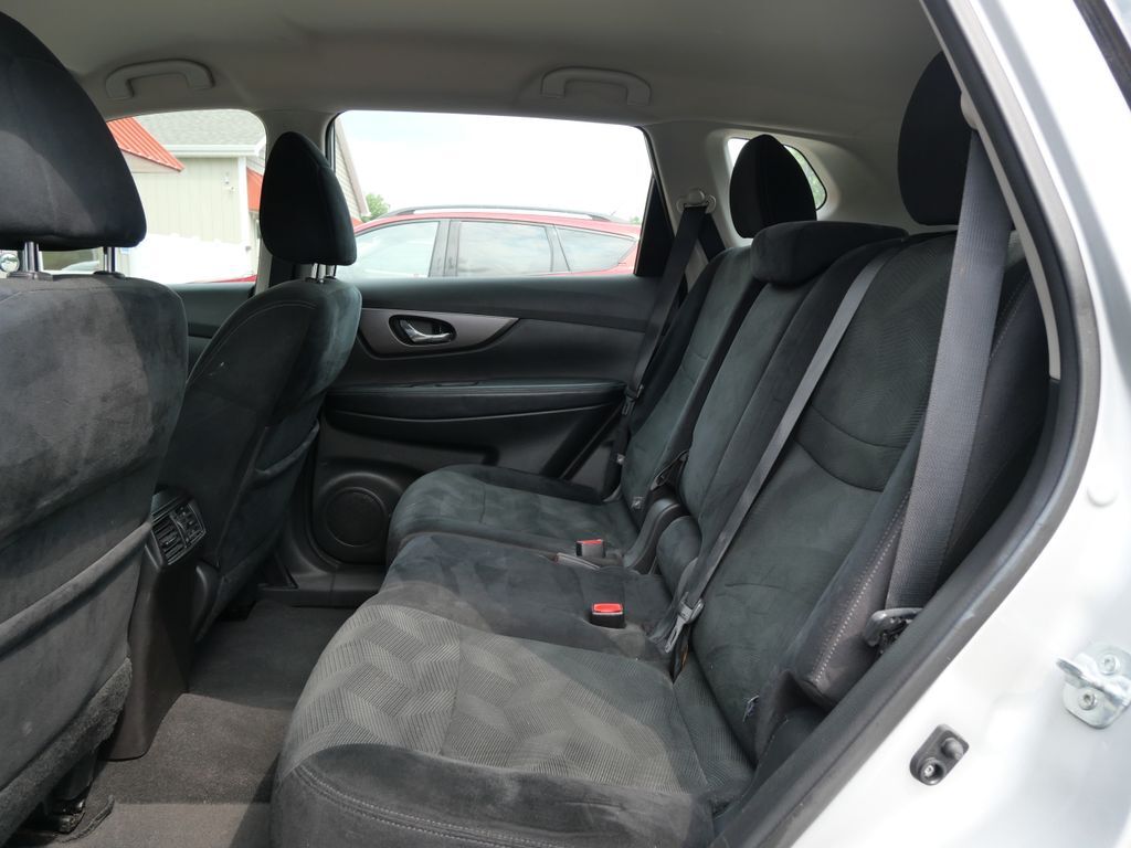 2016 Nissan Rogue SV Mt Pleasant MI