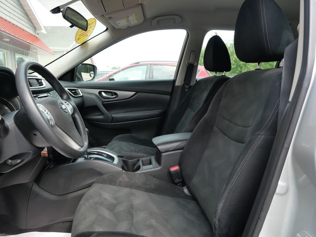 2016 Nissan Rogue SV Mt Pleasant MI
