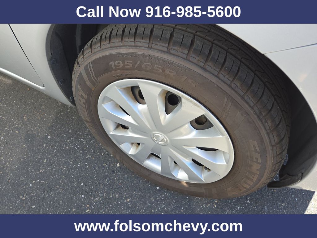 2016 Nissan Versa Note SV 2016 Nissan Versa Note SV