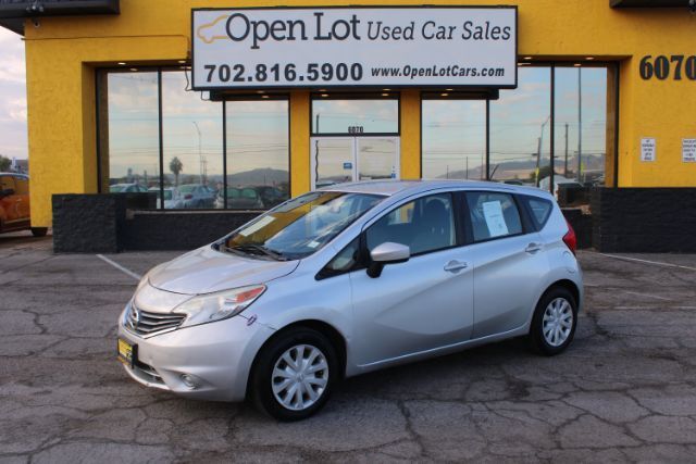 2016 Nissan Versa Note SV's photo