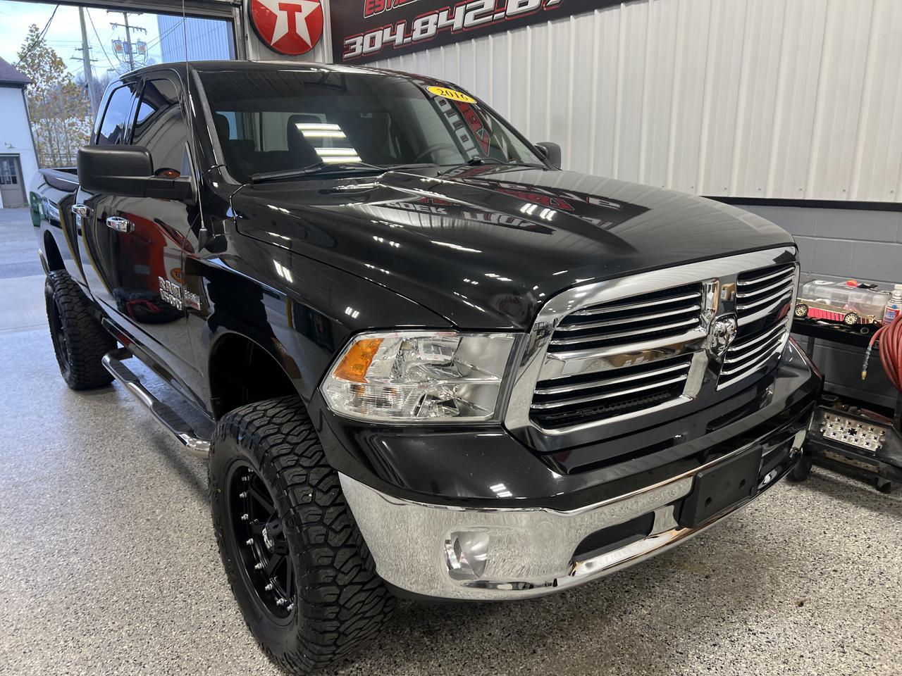 RAM1500 QUAD CAB 4X43