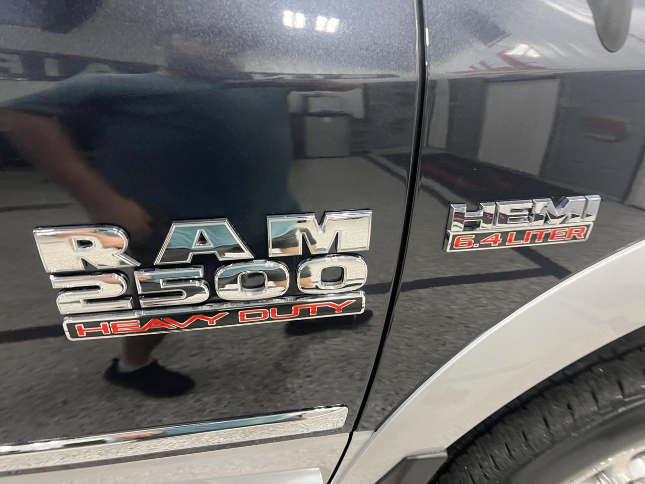 RAM2500 CREW CAB 4X414