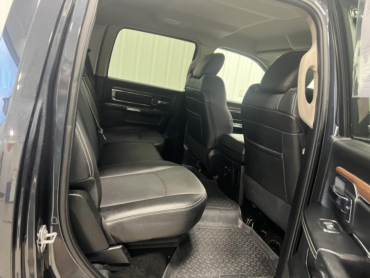 RAM2500 CREW CAB 4X426