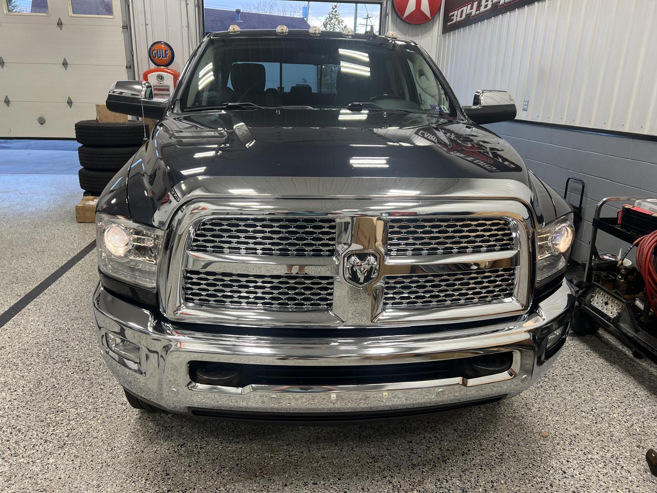 RAM2500 CREW CAB 4X44
