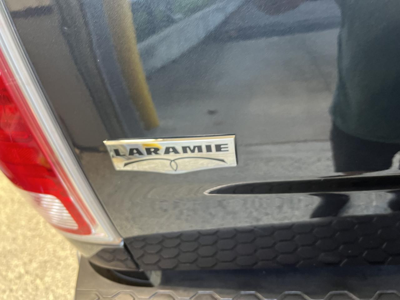 RAM2500 CREW CAB 4X412