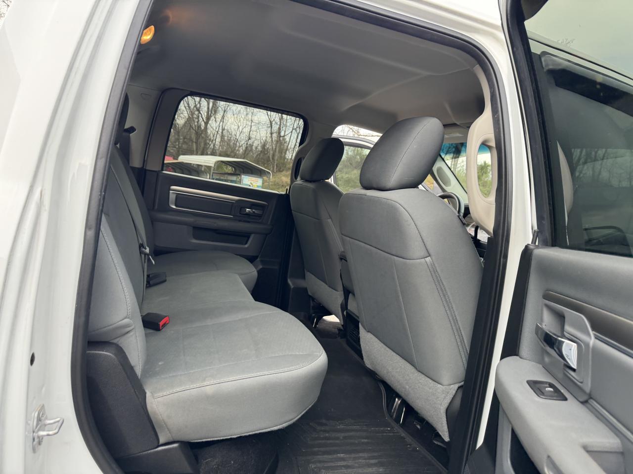 RAM2500 CREW CAB 4X420