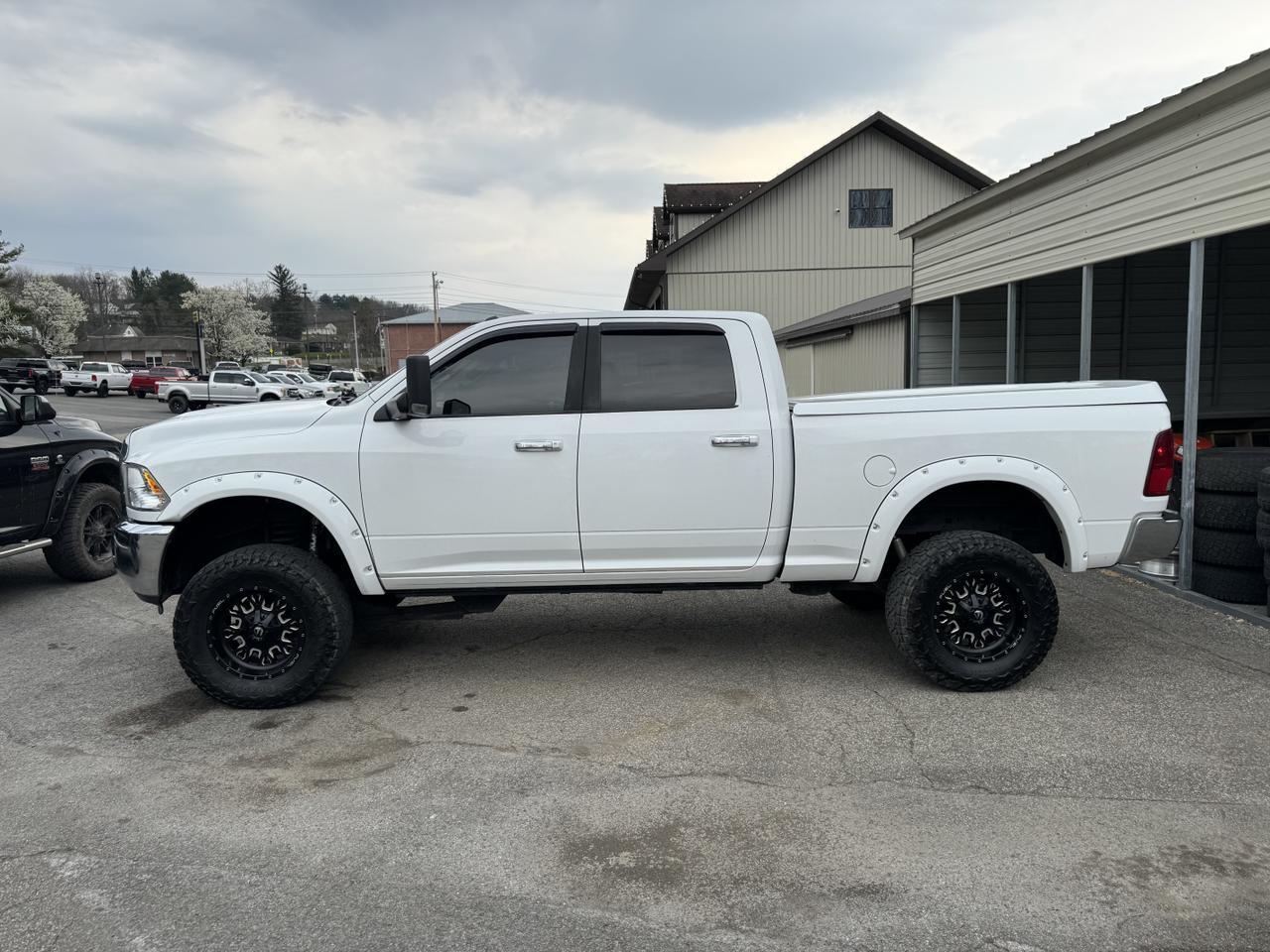 RAM2500 CREW CAB 4X44