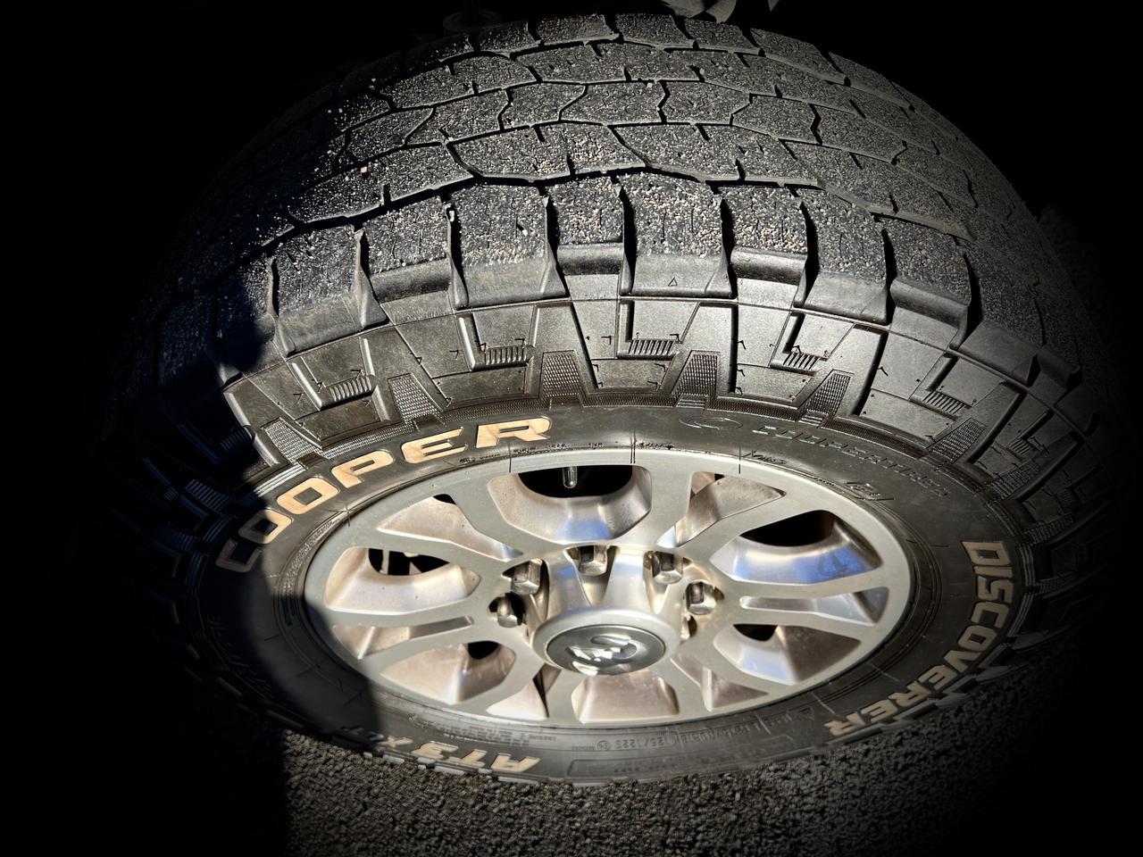 RAM2500 CREW CAB 4X412