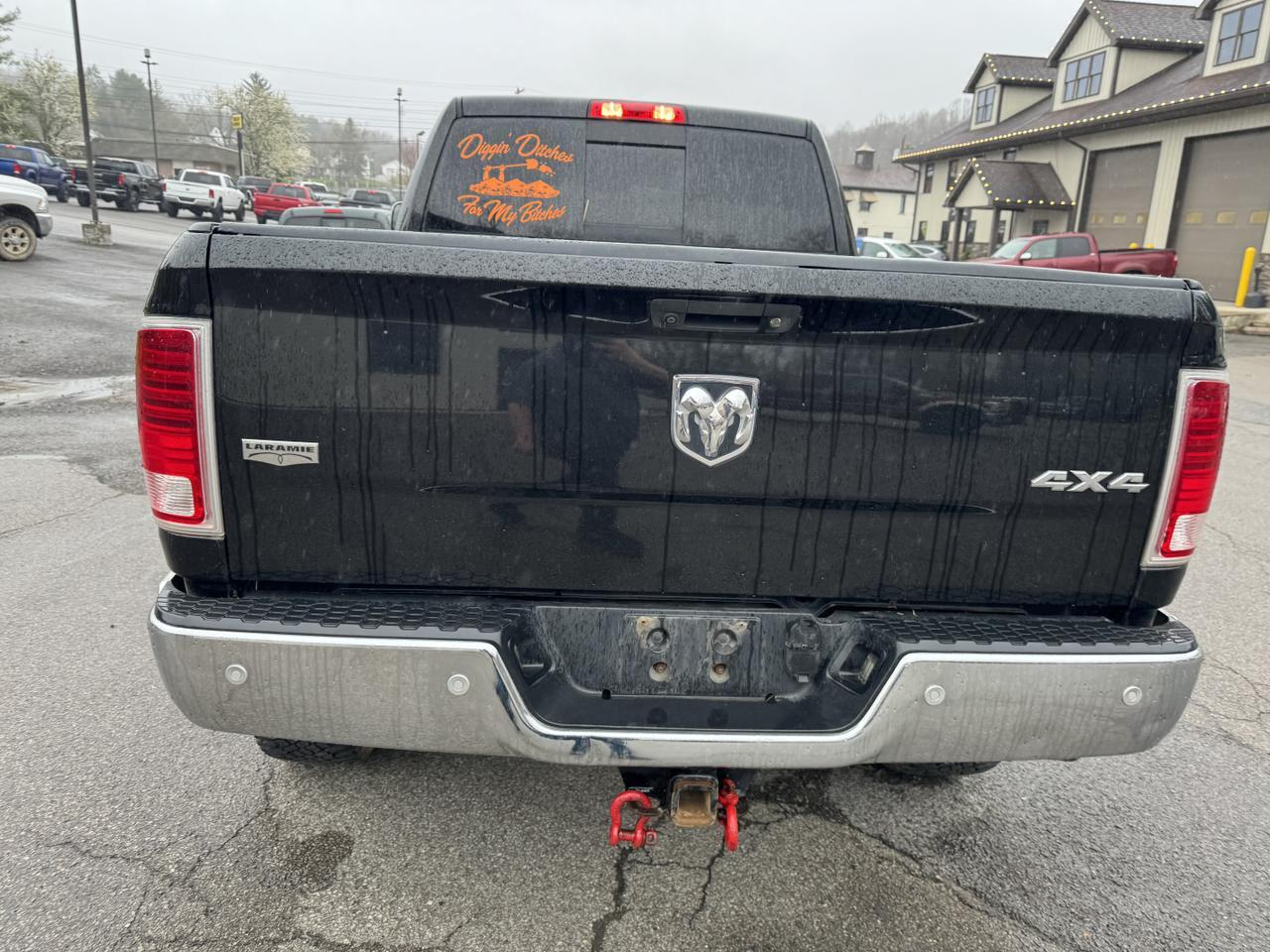 RAM2500 MEGA CAB 4X46