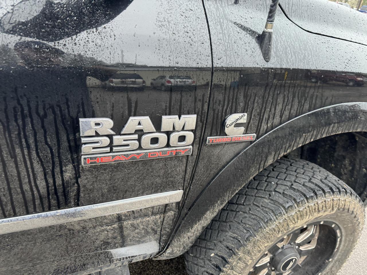 RAM2500 MEGA CAB 4X410