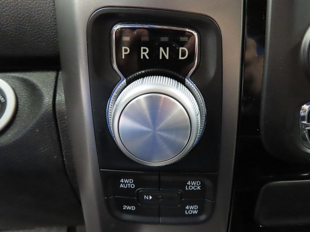 2016 Ram 1500 4x4 Crew Cab Sport Fond du Lac WI 2016 Ram 1500 4x4 Crew Cab Sport Fond du Lac WI