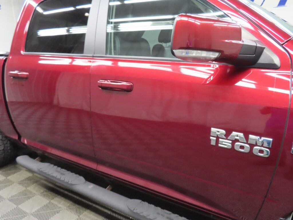 2016 Ram 1500 4x4 Crew Cab Sport Fond du Lac WI 2016 Ram 1500 4x4 Crew Cab Sport Fond du Lac WI