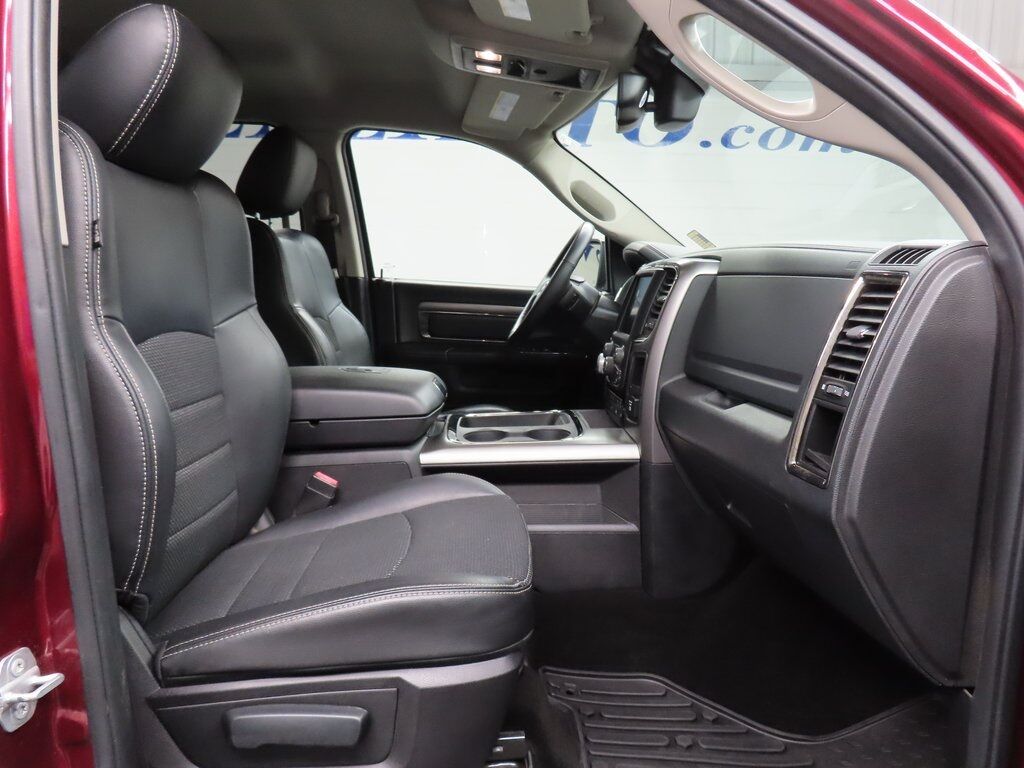 2016 Ram 1500 4x4 Crew Cab Sport Fond du Lac WI 2016 Ram 1500 4x4 Crew Cab Sport Fond du Lac WI