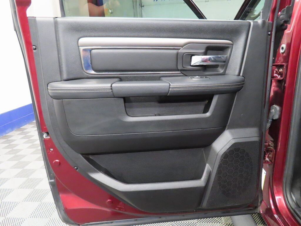 2016 Ram 1500 4x4 Crew Cab Sport Fond du Lac WI 2016 Ram 1500 4x4 Crew Cab Sport Fond du Lac WI