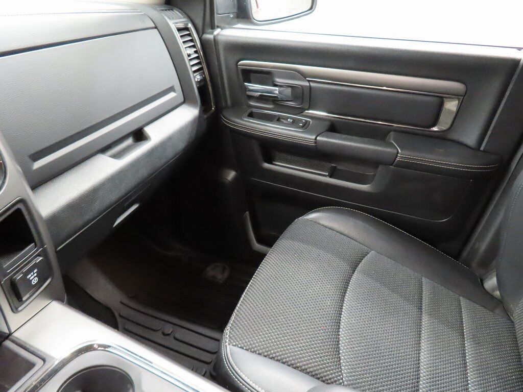 2016 Ram 1500 4x4 Crew Cab Sport Fond du Lac WI 2016 Ram 1500 4x4 Crew Cab Sport Fond du Lac WI