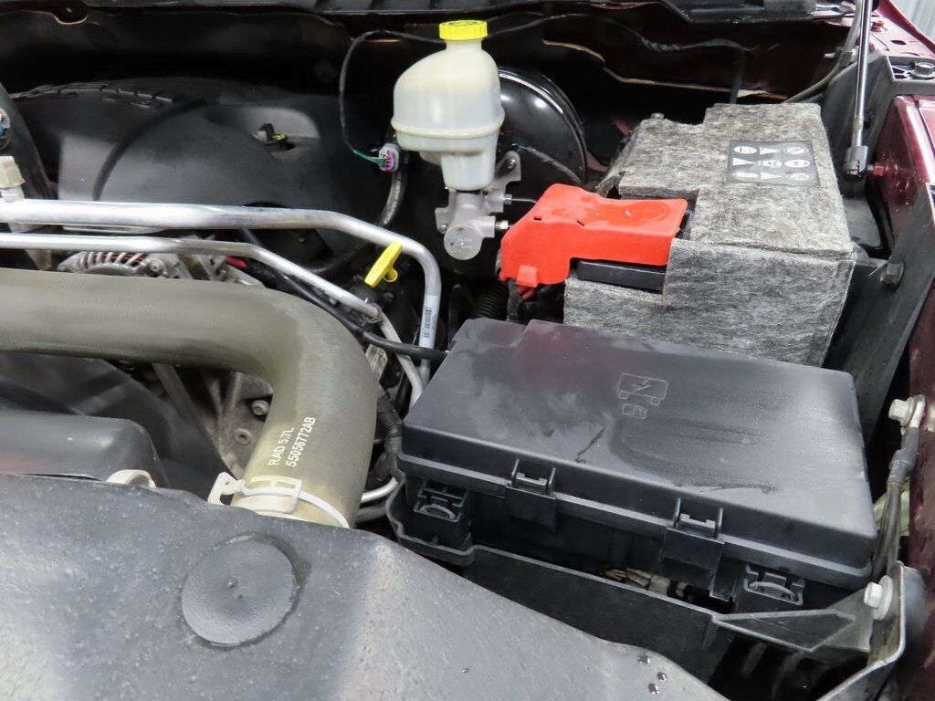 2016 Ram 1500 4x4 Crew Cab Sport Fond du Lac WI 2016 Ram 1500 4x4 Crew Cab Sport Fond du Lac WI