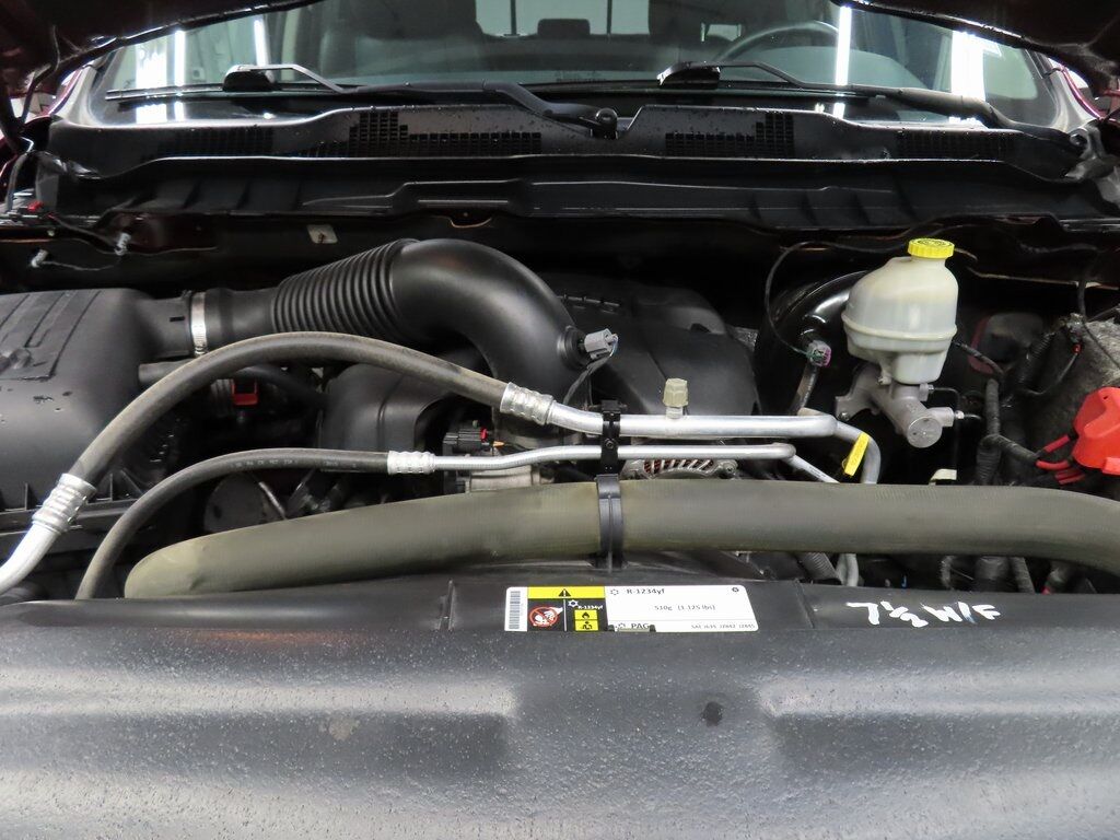 2016 Ram 1500 4x4 Crew Cab Sport Fond du Lac WI 2016 Ram 1500 4x4 Crew Cab Sport Fond du Lac WI