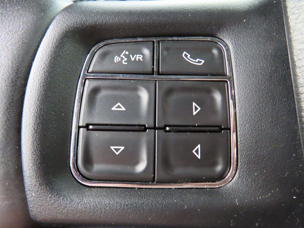 2016 Ram 1500 4x4 Crew Cab Sport Fond du Lac WI 2016 Ram 1500 4x4 Crew Cab Sport Fond du Lac WI